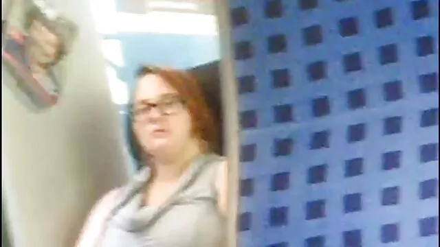 ロシアの学生 女性 向け 動画 sex