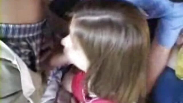 冗談はノワールを推測し、白いコックに窒息 女 用 エロ 動画 無料