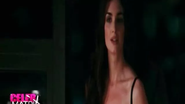 Busty Anissa 女性 用 av 無料 Kate肛門Fucks精力的な若いコック