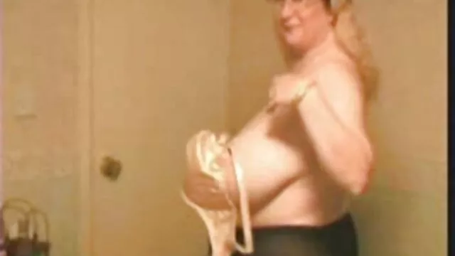 甘いサラは彼女に値するコックを取る 女 用 エロ 動画